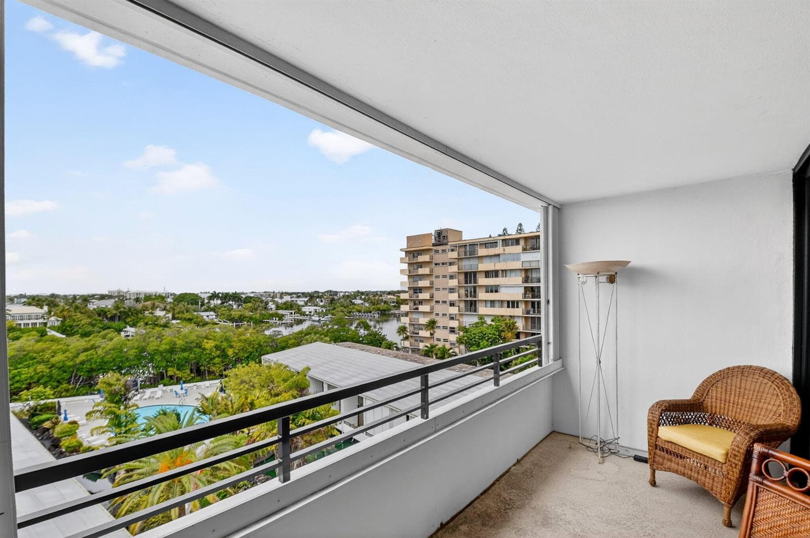 3589 S Ocean Boulevard 609 photo 4