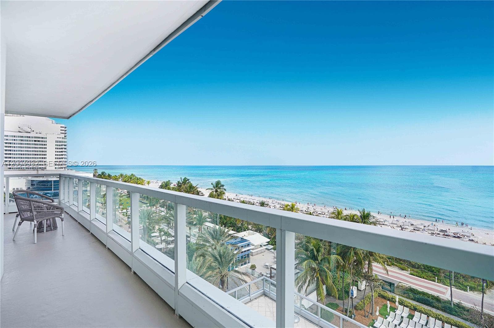 4391 Collins Ave 709 photo 2