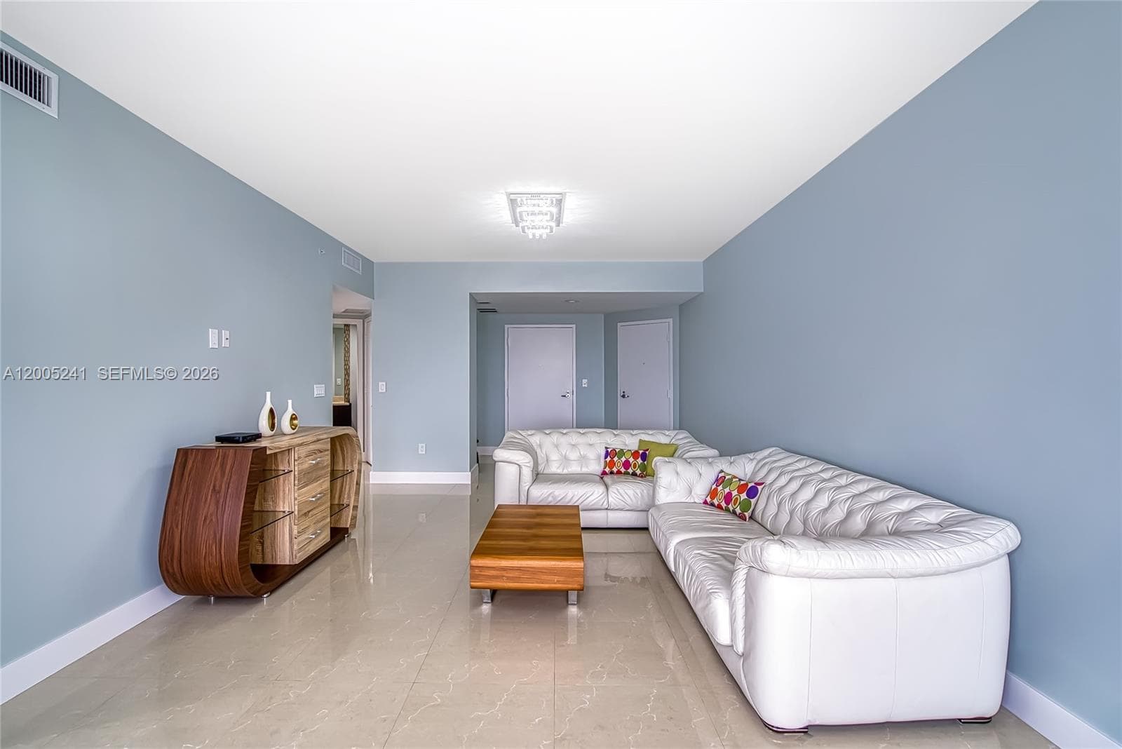 18201 Collins Ave 1701 photo 3