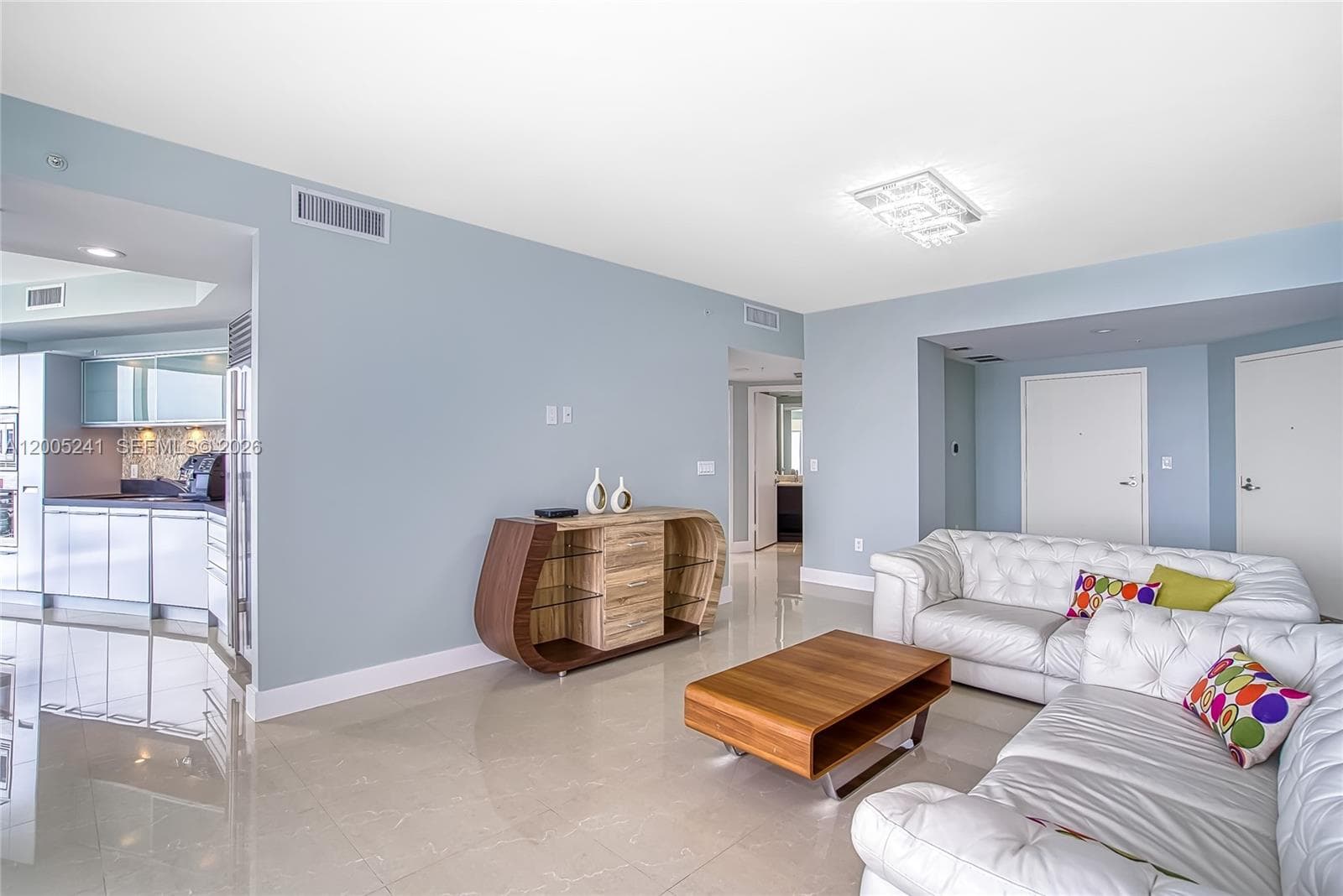 18201 Collins Ave 1701 photo 5