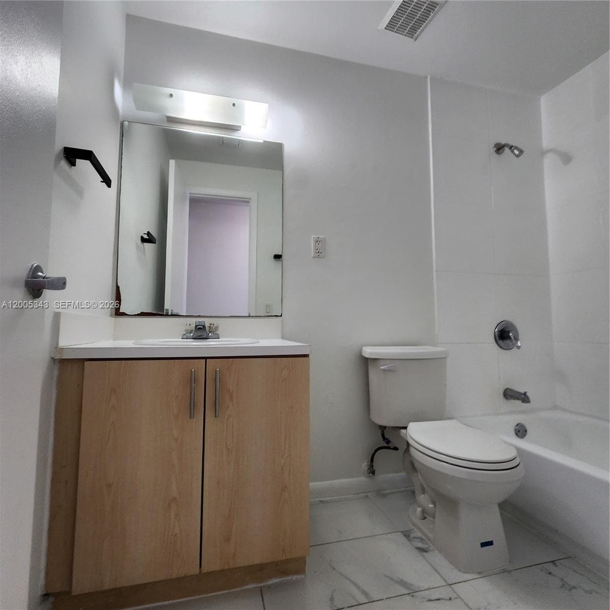 1185 Marseille Dr 209 photo 21