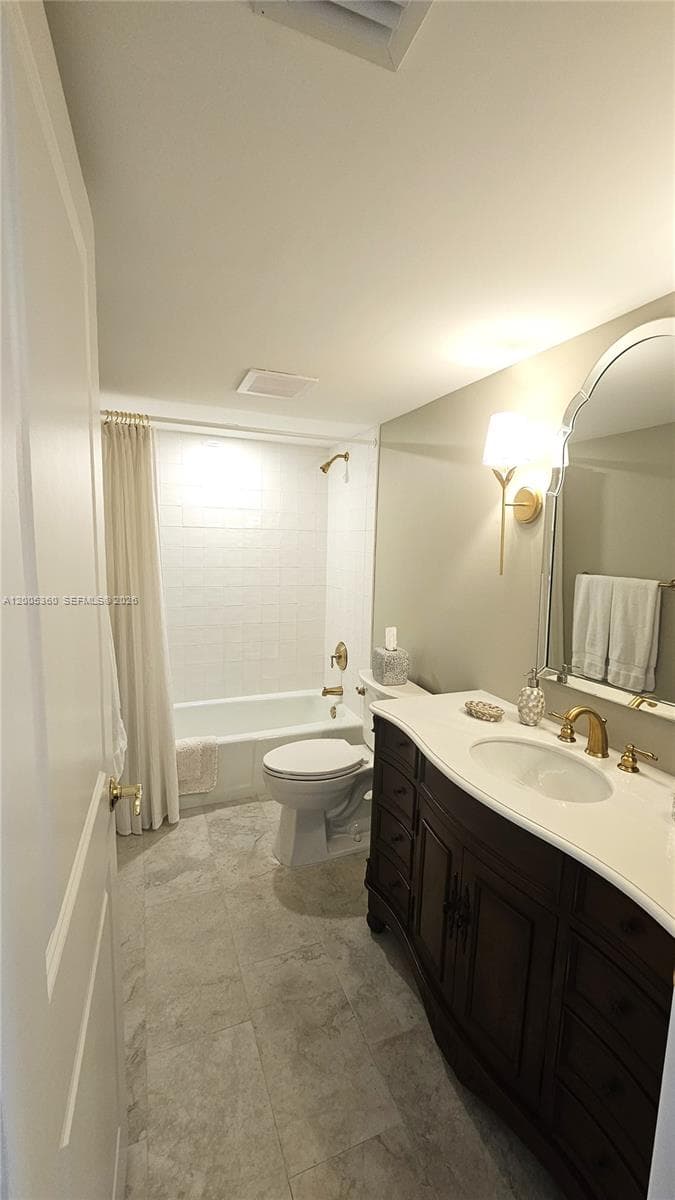 4001 N Ocean Blvd 702 photo 19