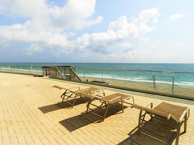 5440 N Ocean Drive 202 photo 23