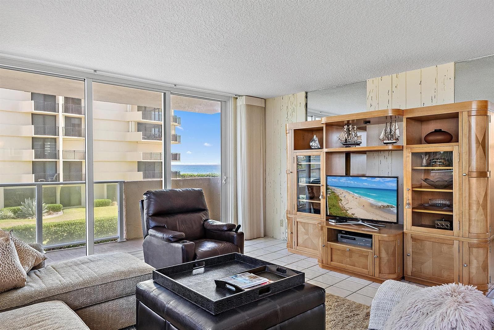 5440 N Ocean Drive 202 photo 9