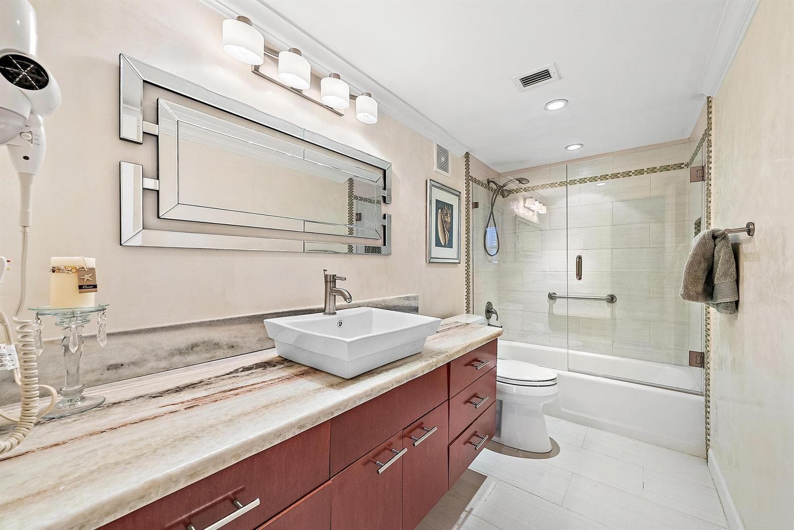 5440 N Ocean Drive 202 photo 18