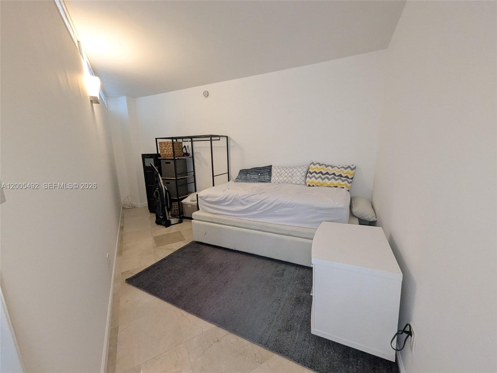 5161 Collins Ave 518 photo 9