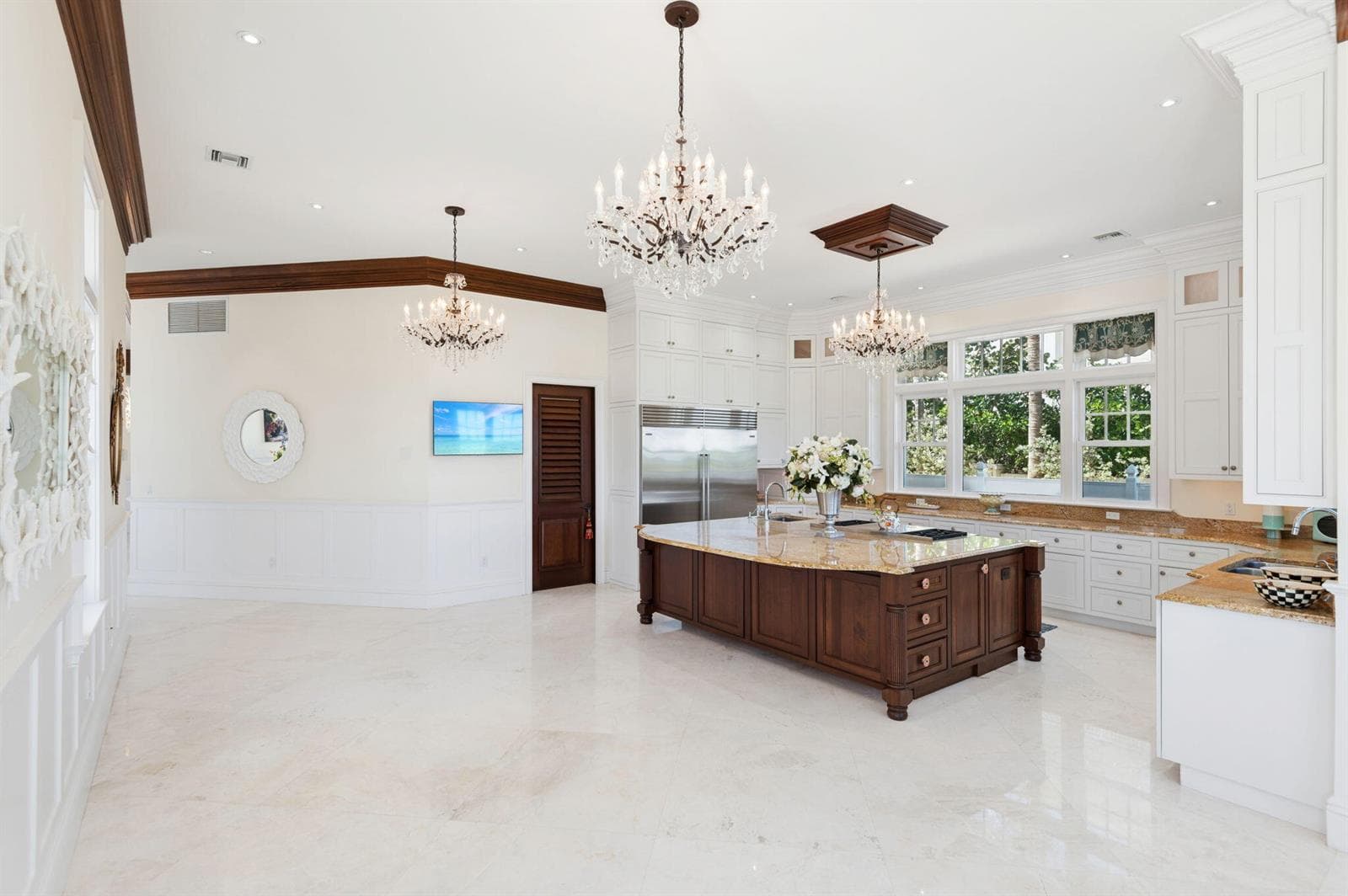 716 Reef Road photo 18