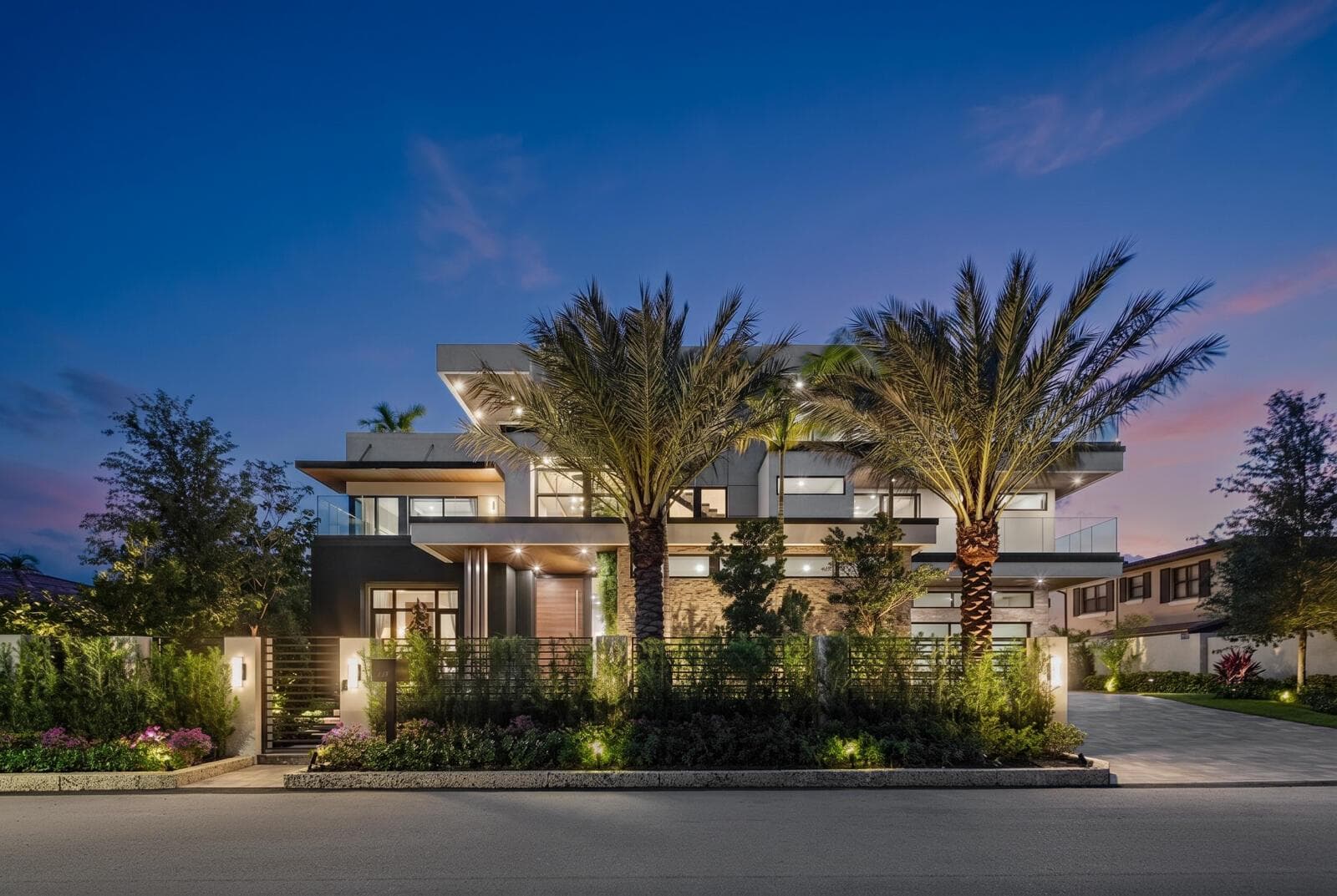 441 Isle Of Palms Drive photo 1