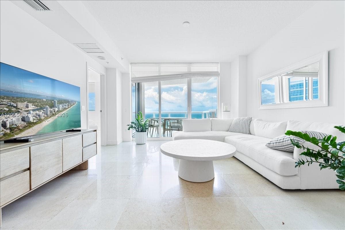 3801 Collins Ave 1105 photo 14