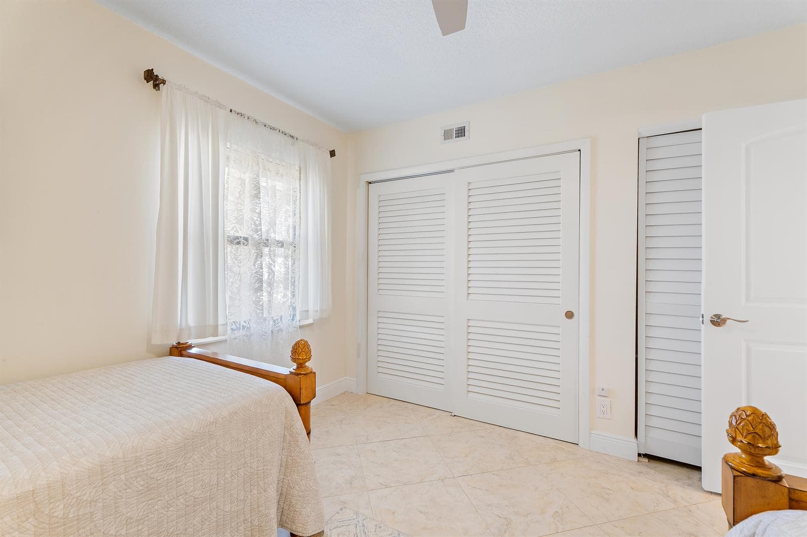 356 Golfview Road 903 photo 21