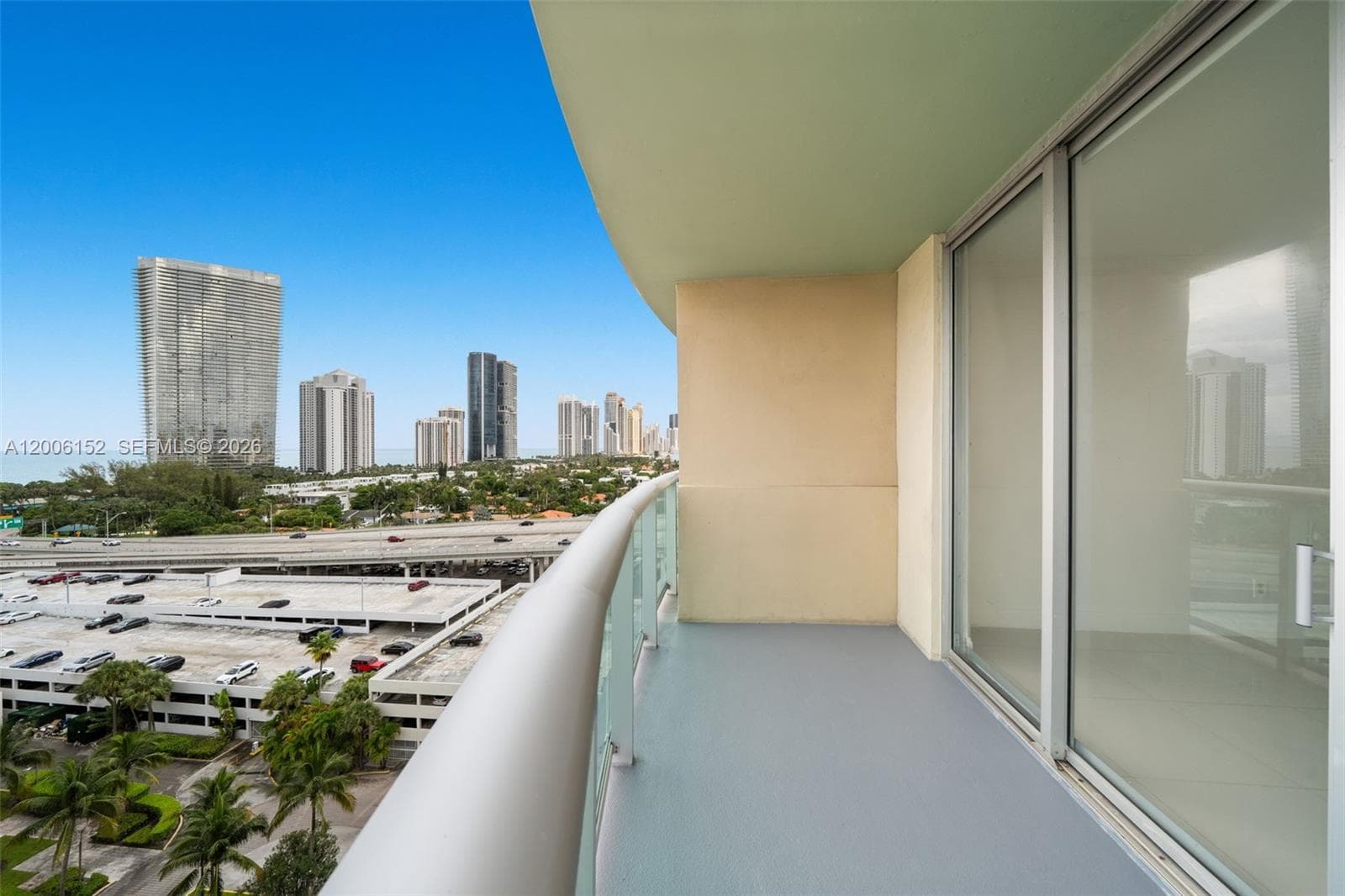 19390 Collins Ave 1410 photo 25
