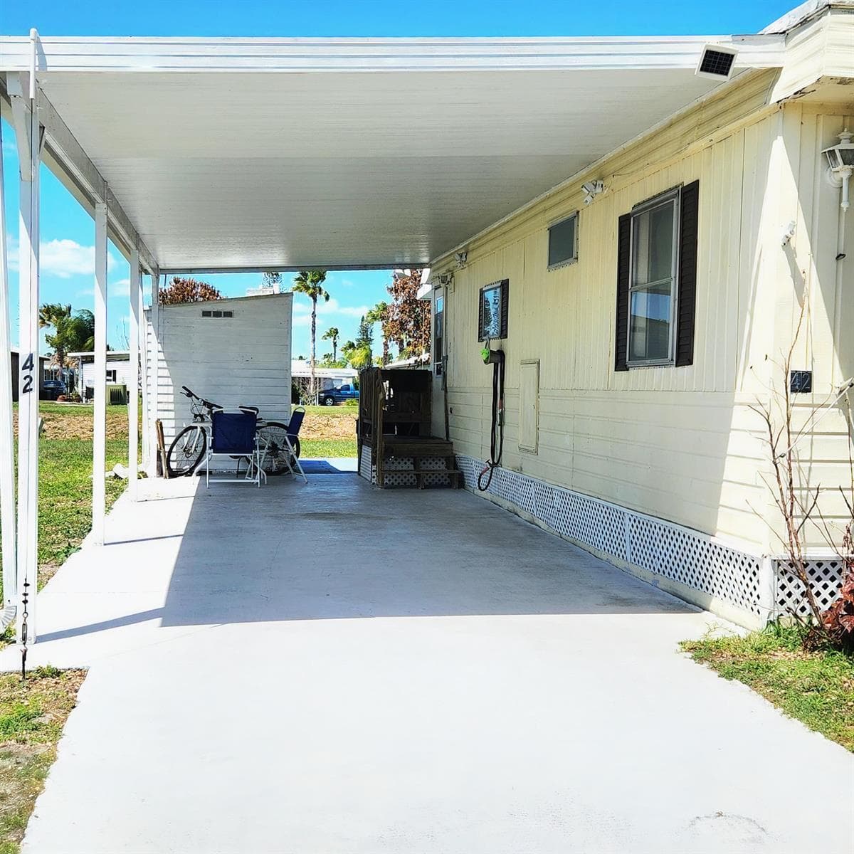 42 SE Spanish Way photo 5