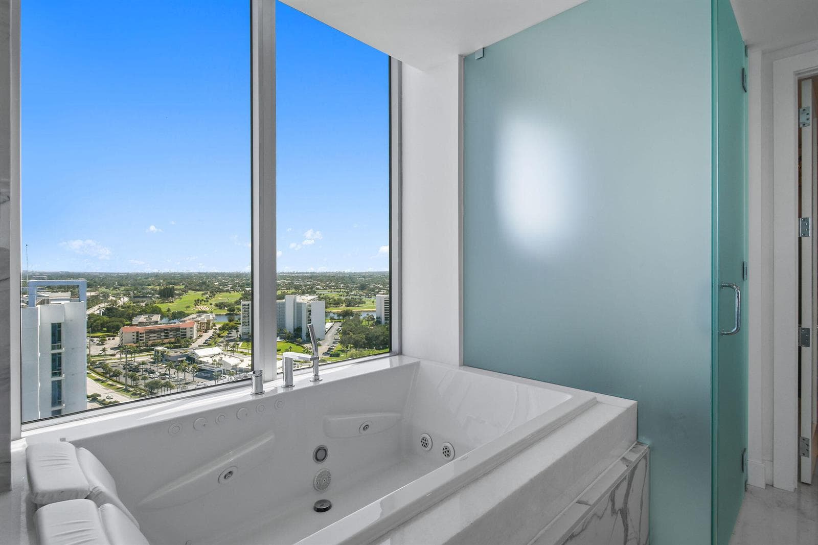1 Water Club Way Ph2204 photo 17