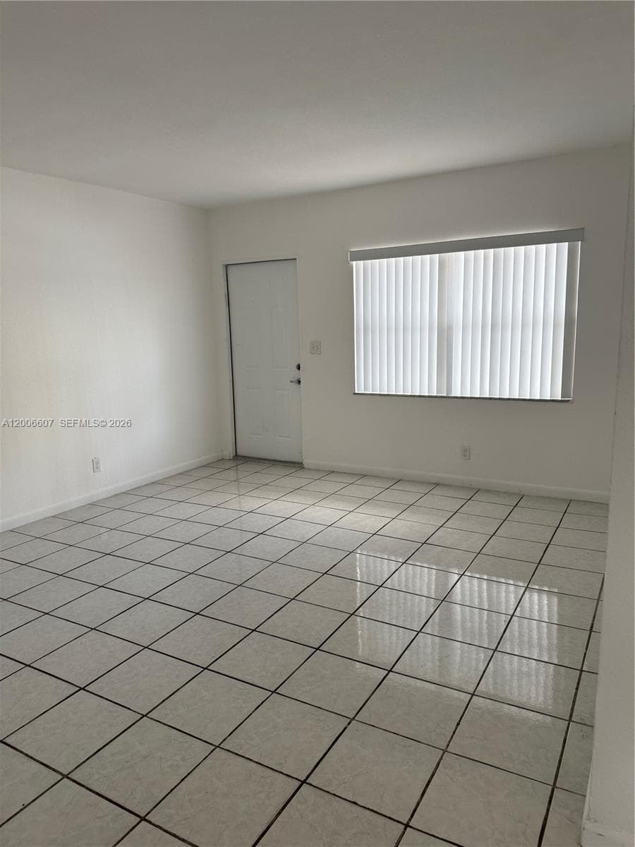 2600 S Ocean Dr S306 photo 6