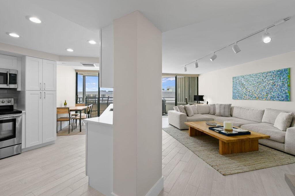 3560 S Ocean Boulevard 907 photo 4
