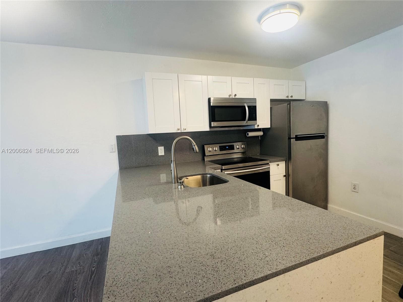 2600 NE 135th St 3F-A photo 17
