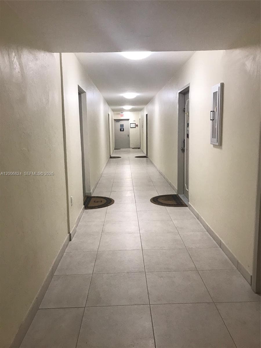 2600 NE 135th St 3F-A photo 9