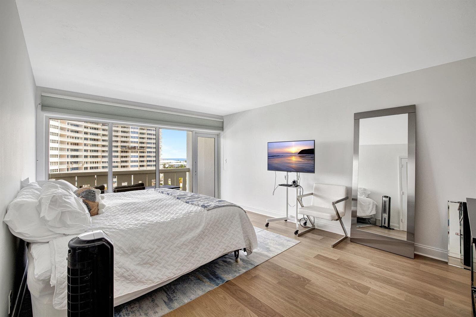 2100 S Ocean Drive 7-cd photo 18