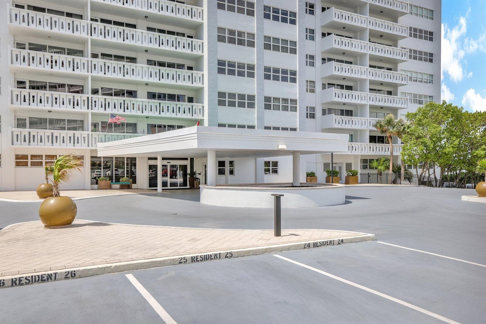2100 S Ocean Drive 7-cd photo 11
