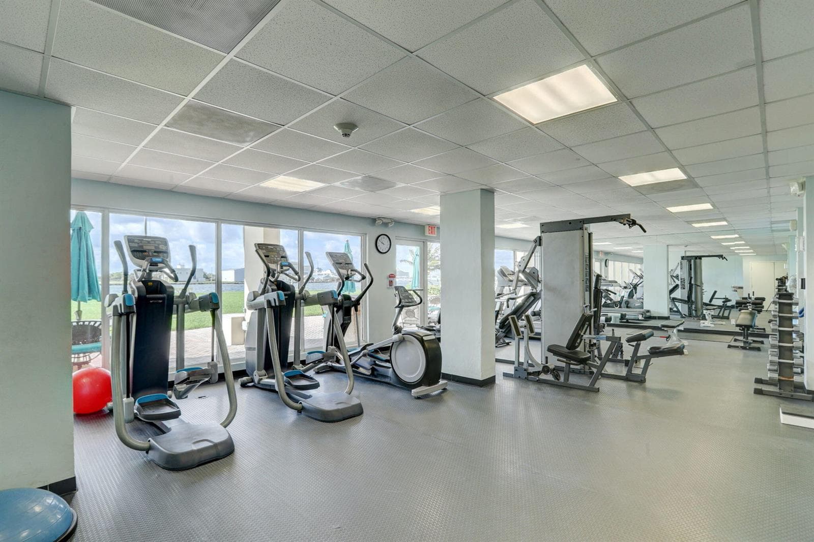 2100 S Ocean Drive 7-cd photo 4