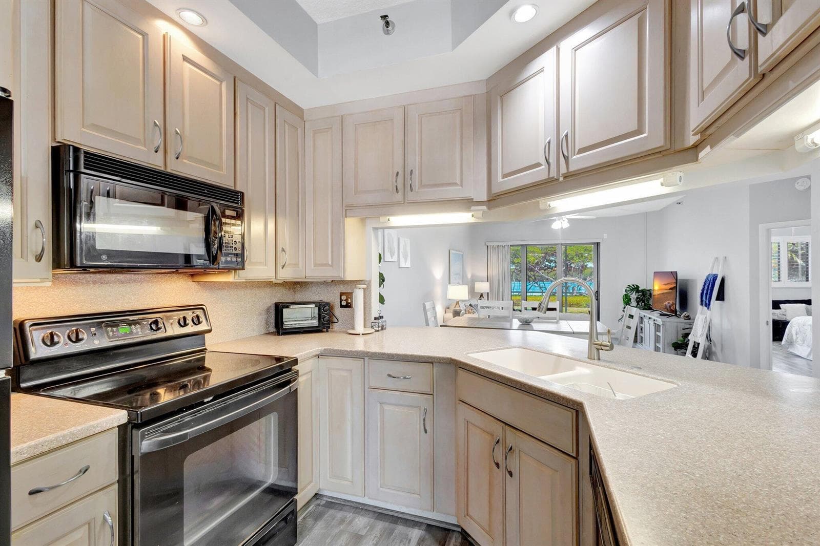200 Waterway Road 109 photo 13
