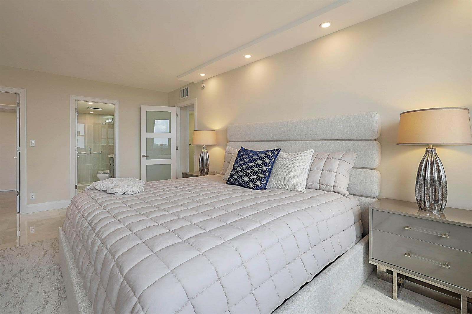 2121 N Ocean Boulevard 1101w photo 20