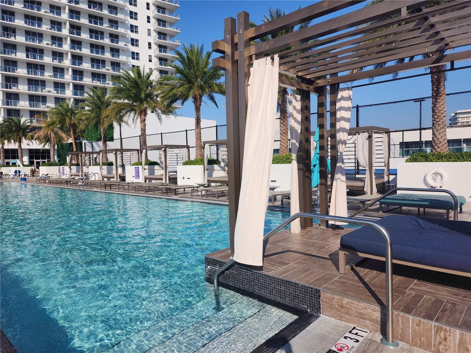 4010 S Ocean Dr R2905 photo 3