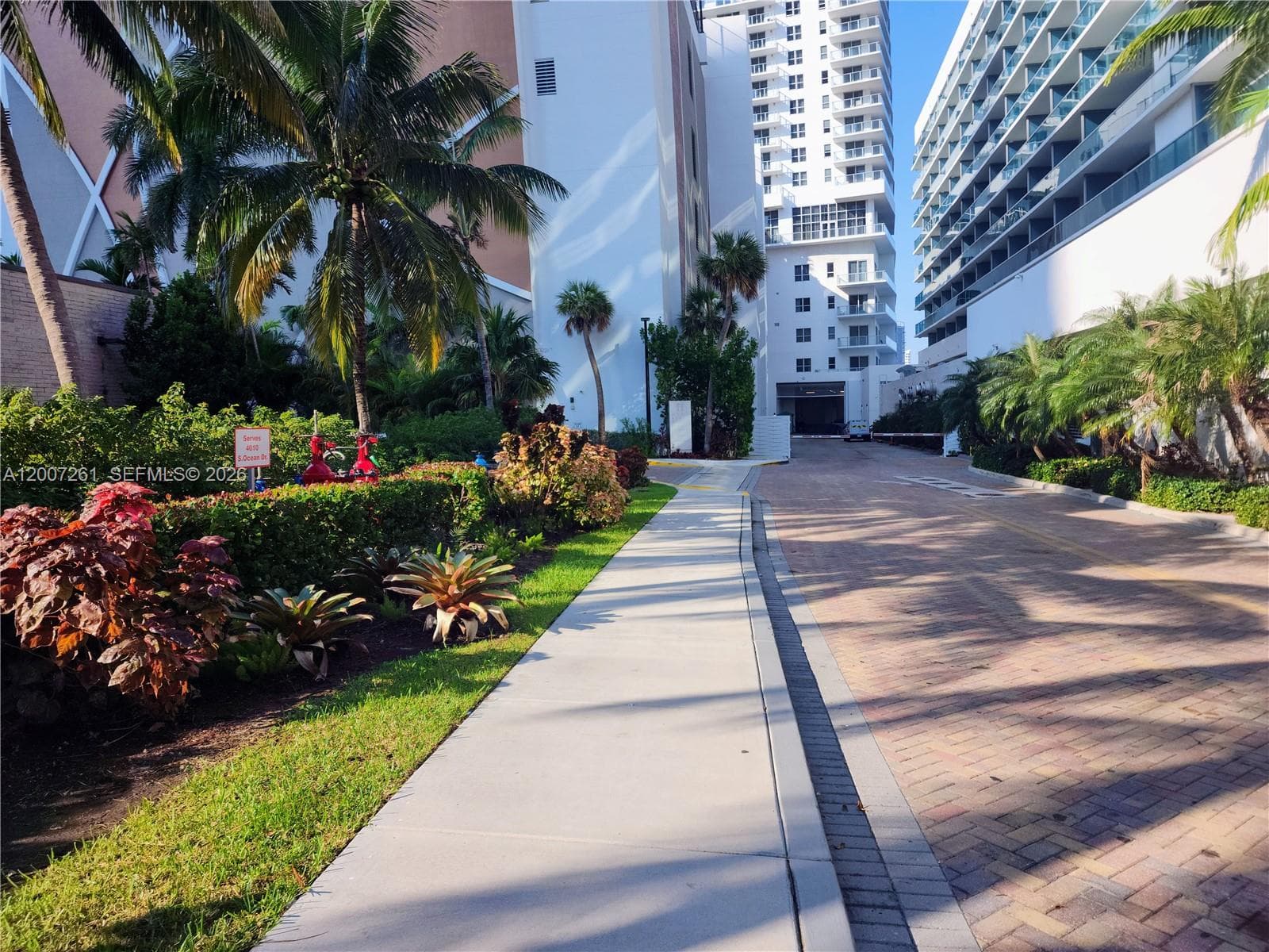4010 S Ocean Dr R2905 photo 21
