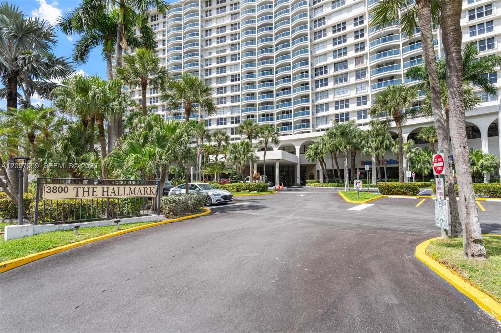 3800 S Ocean Dr 301 photo 2