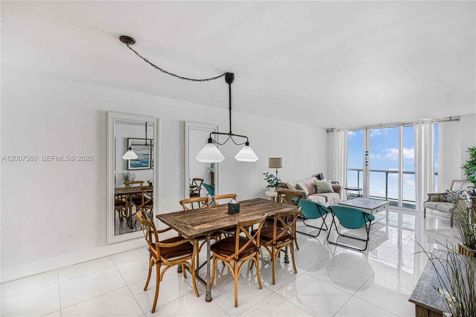 19370 Collins Ave 1612 photo 2