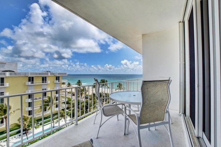 100 Worth Avenue 7 photo 22