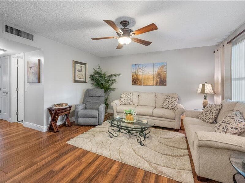 600 Snug Harbor Drive A16 photo 9