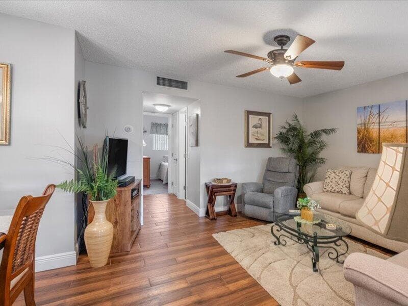 600 Snug Harbor Drive A16 photo 11