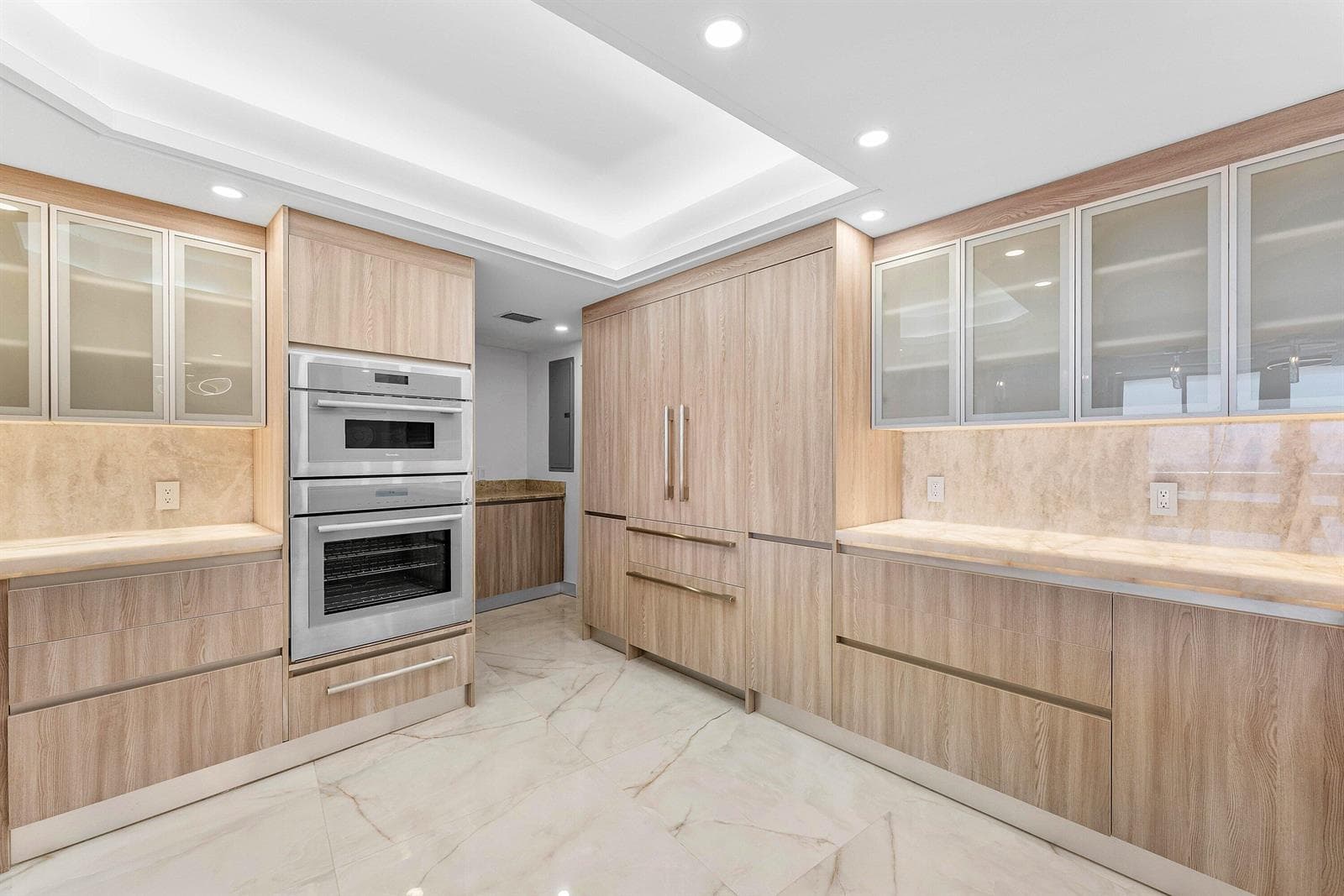 700 S Ocean Boulevard 504 photo 17