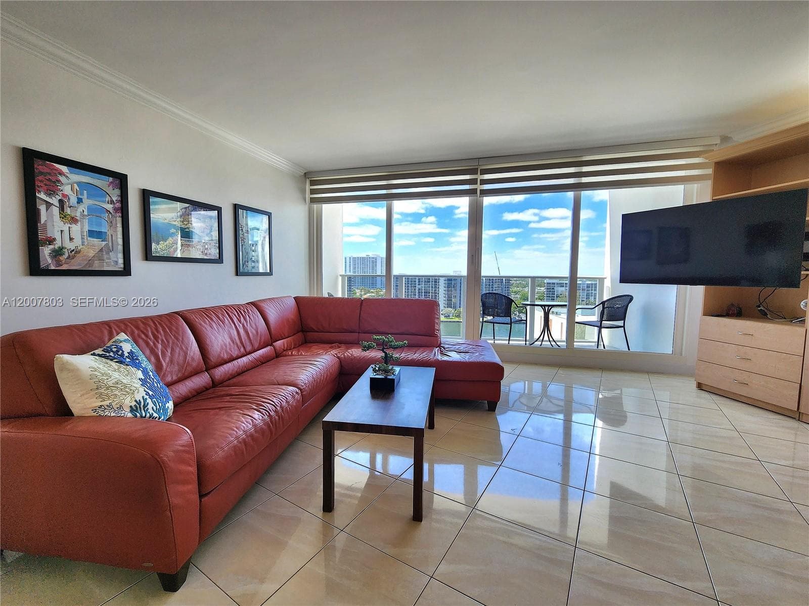 3505 S Ocean Dr 1103 photo 2