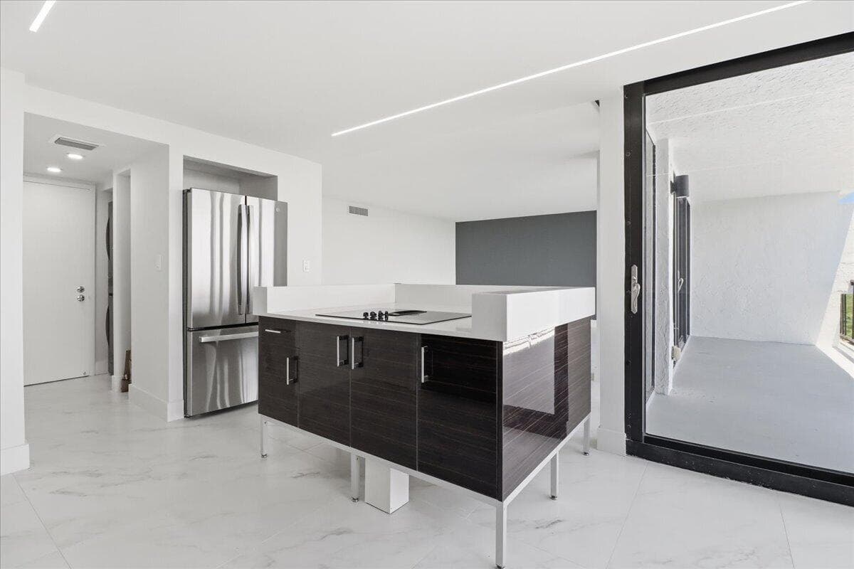 936 Intracoastal Drive 21c photo 9