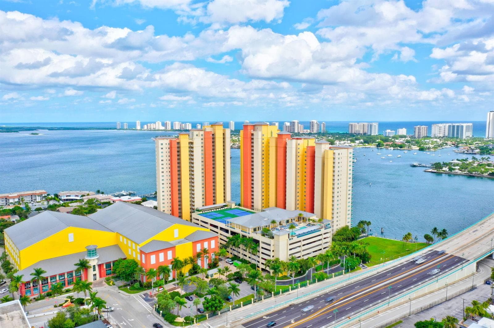 2640 Lake Shore Drive 2608 photo 6