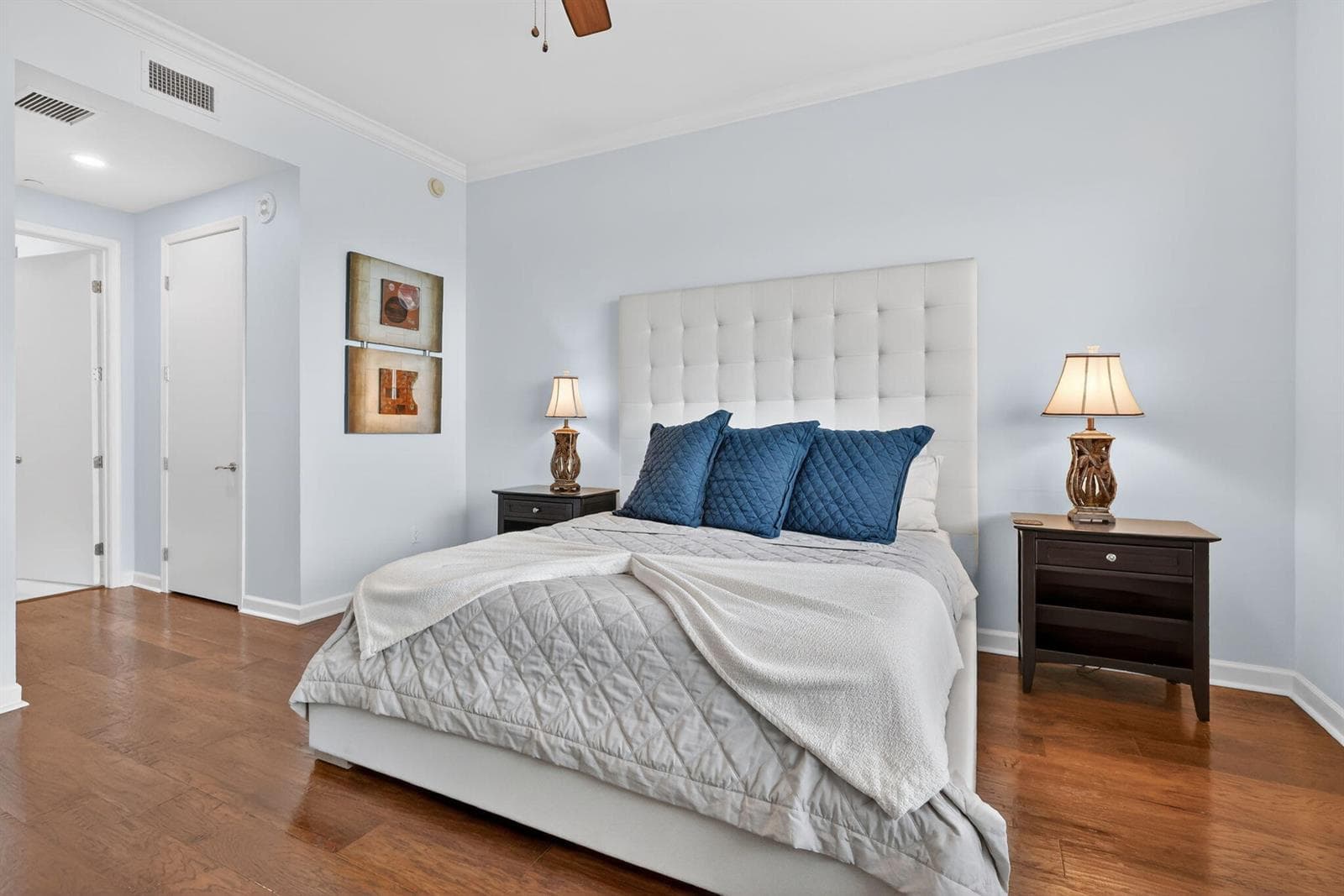2640 Lake Shore Drive 2608 photo 24