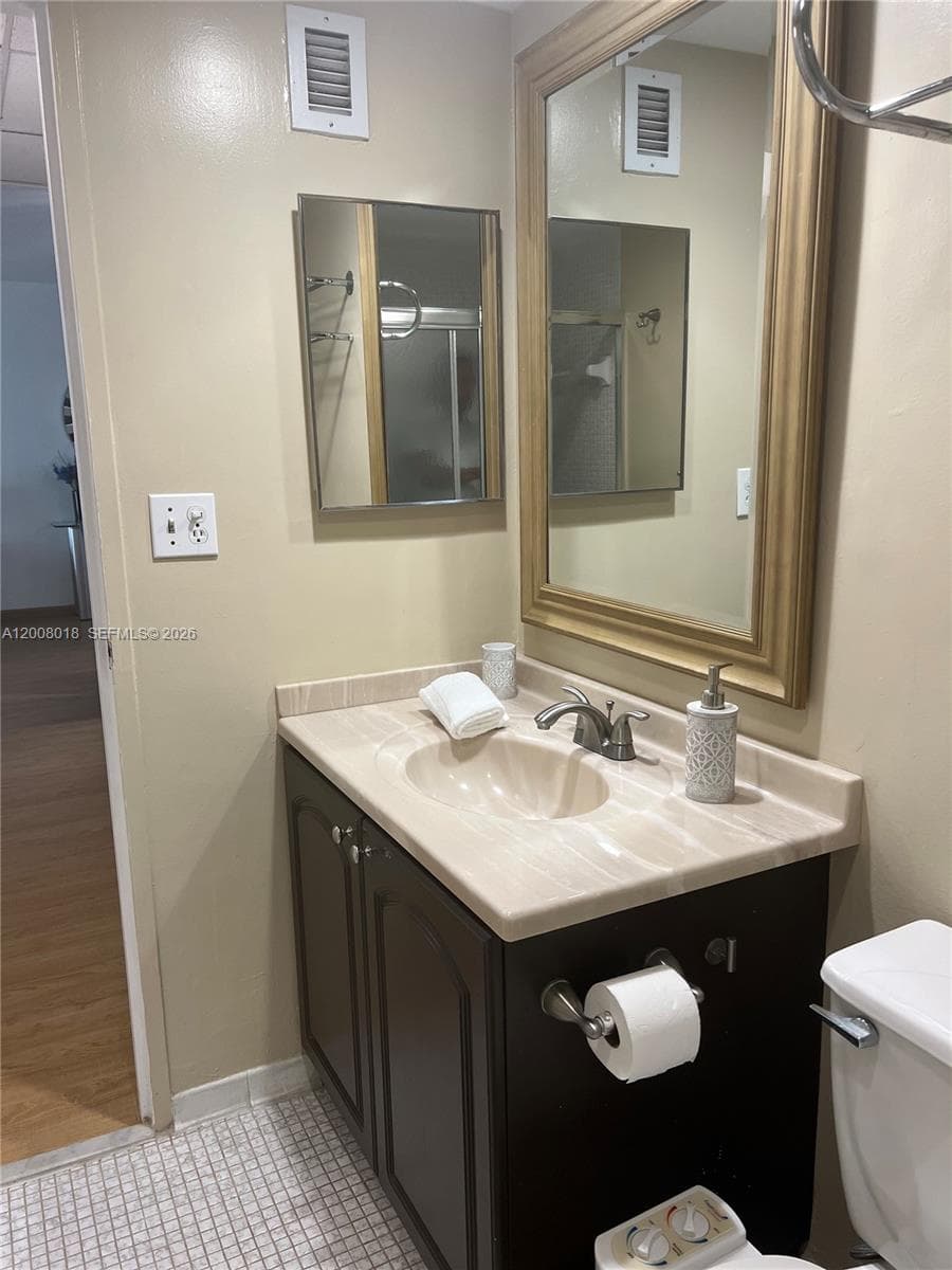 3901 S Ocean Dr 14T photo 9