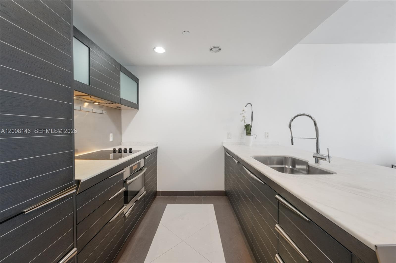 200 Biscayne Boulevard Way 3613 photo 6