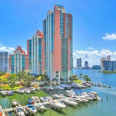 3370 Hidden Bay Dr 2415 photo 1