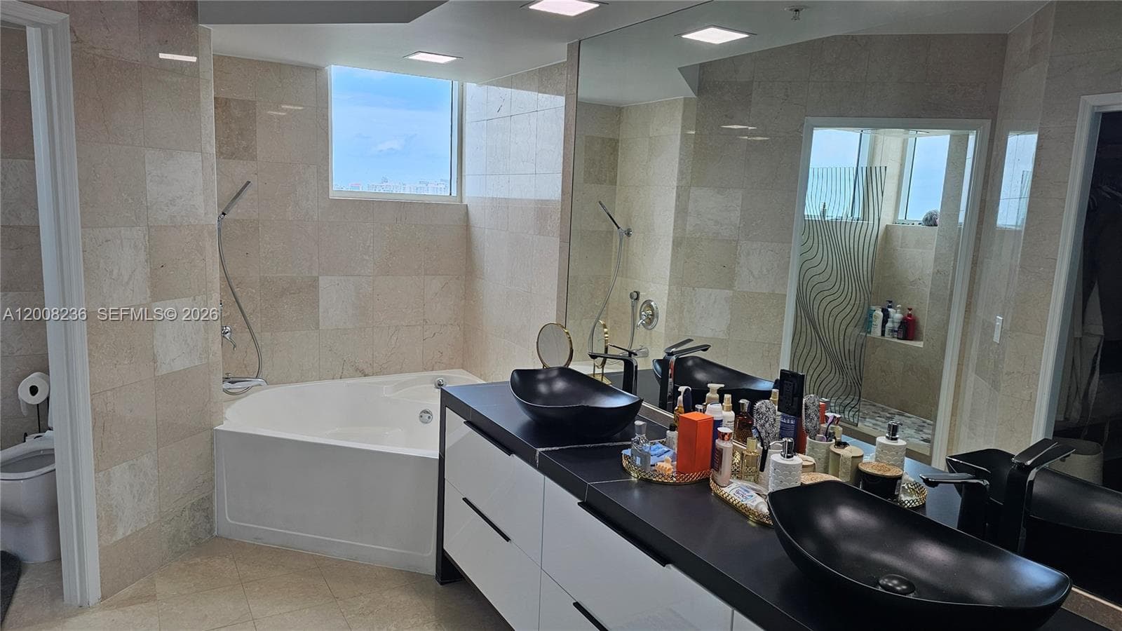 3370 Hidden Bay Dr 2415 photo 18