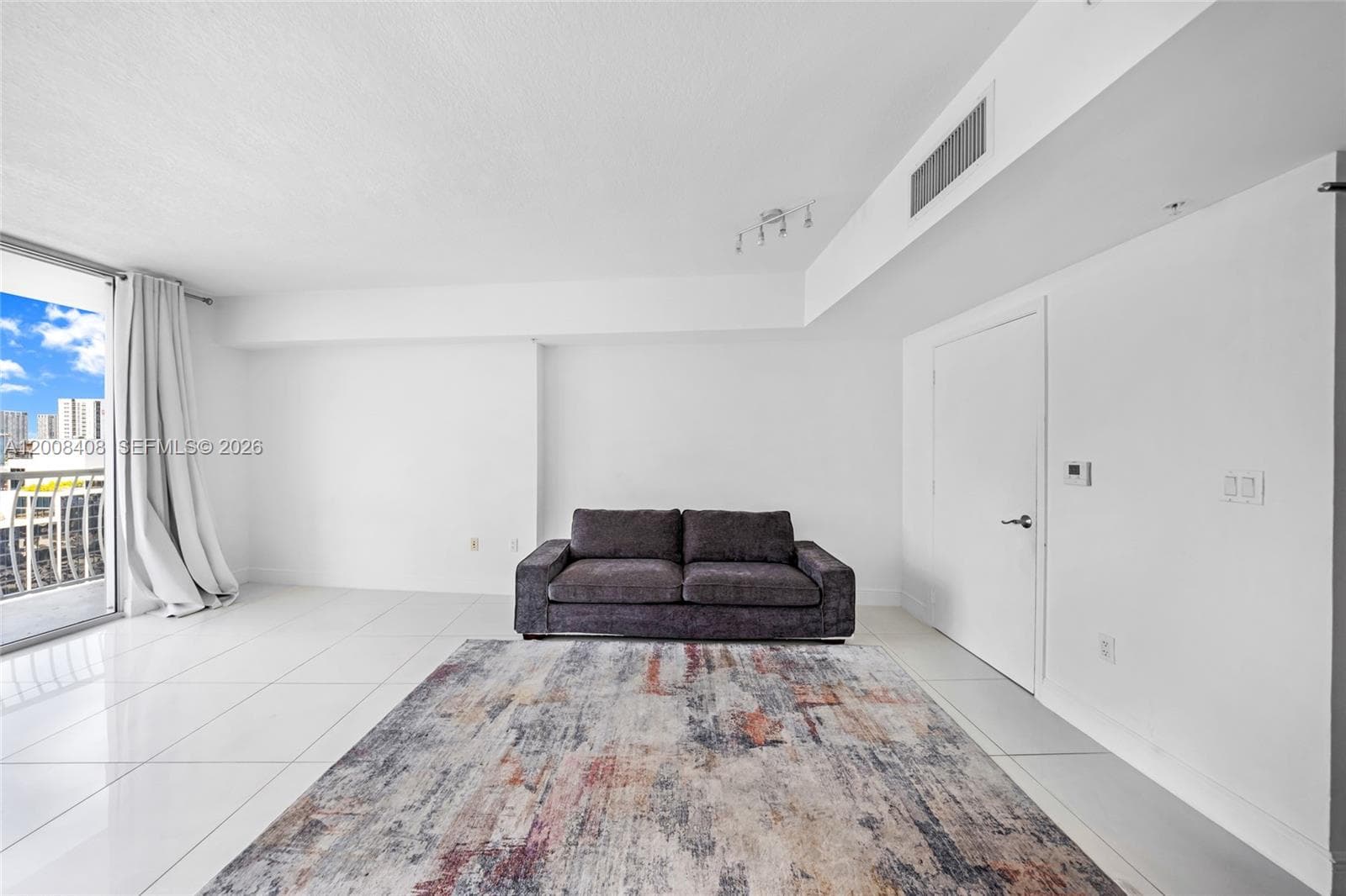 1750 N Bayshore Dr 3308 photo 15
