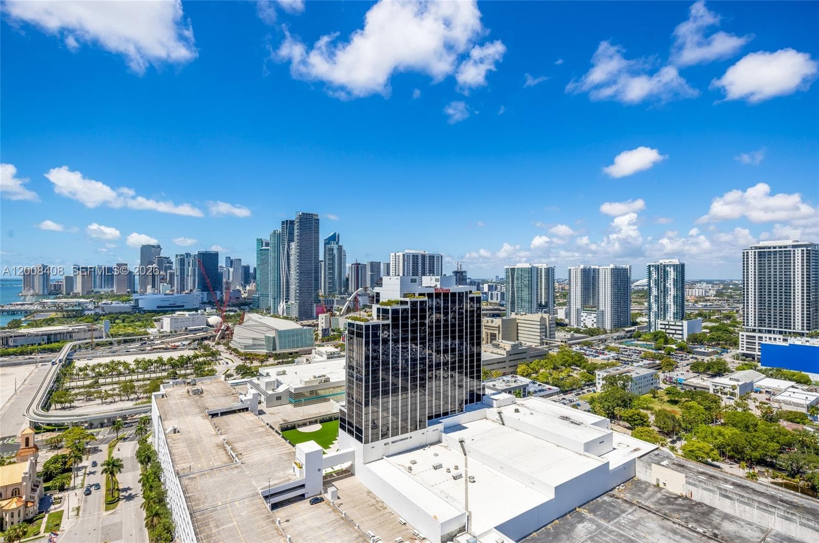 1750 N Bayshore Dr 3308 photo 4