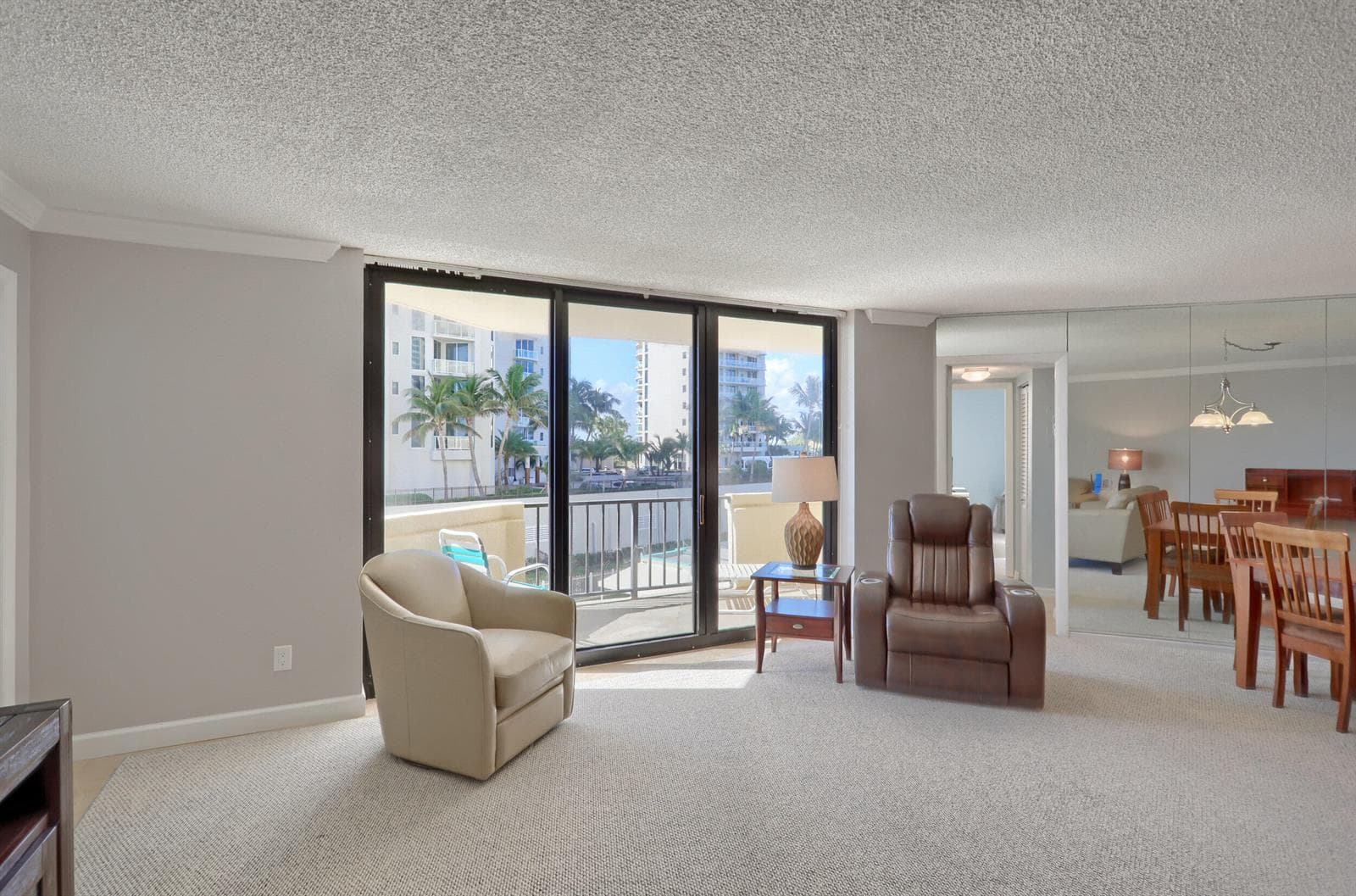 2800 N Ocean Drive A photo 16