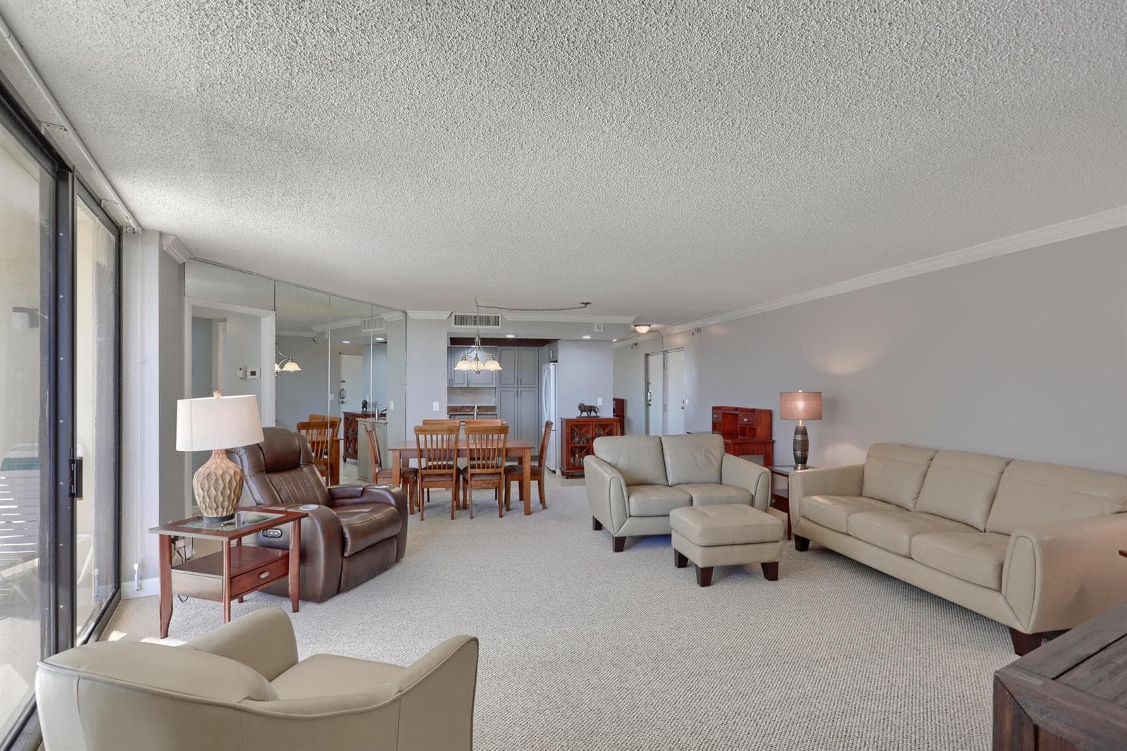 2800 N Ocean Drive A photo 14