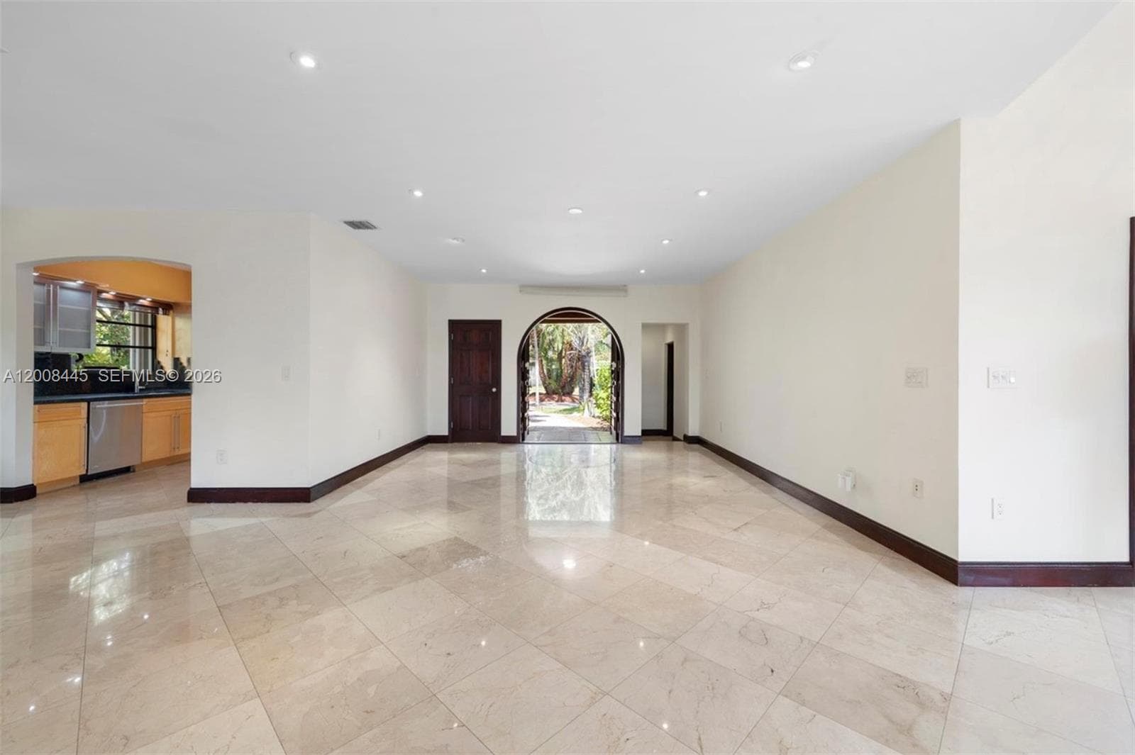 540 S Shore Dr photo 17