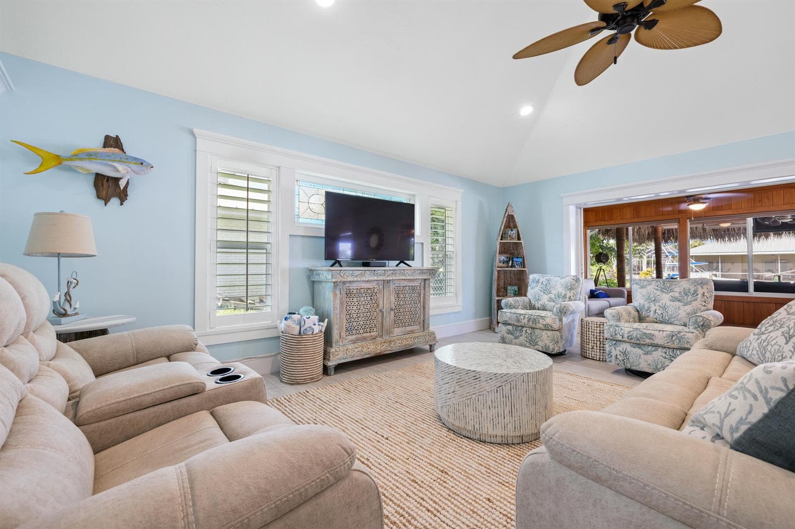1359 SW Dyer Point Road photo 7