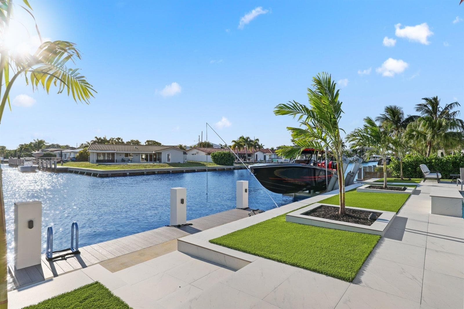 5641 Bayview Drive photo 10