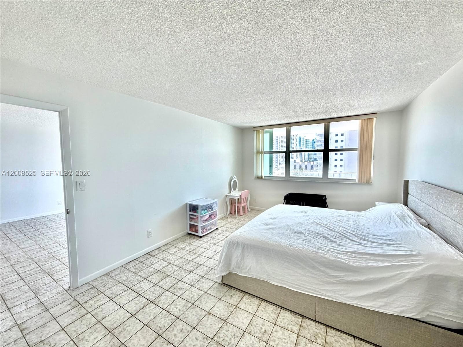 1410 S Ocean Dr 607 photo 12